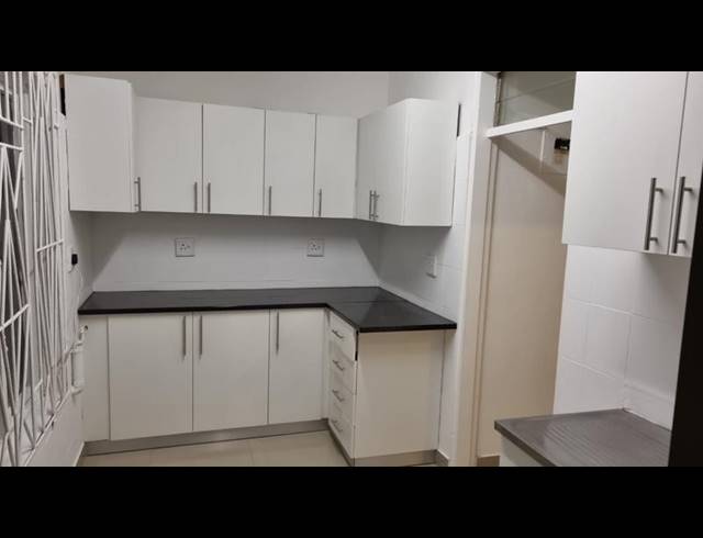 2 BEDROOM PROPERTY TO RENT IN RESERVOIR HILLS